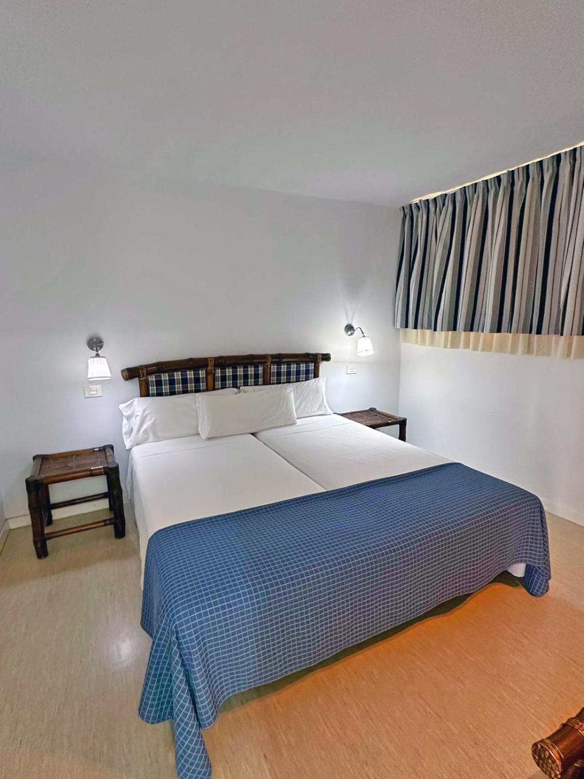 Apartamentos Portonovo 푸에르토리코 외부 사진